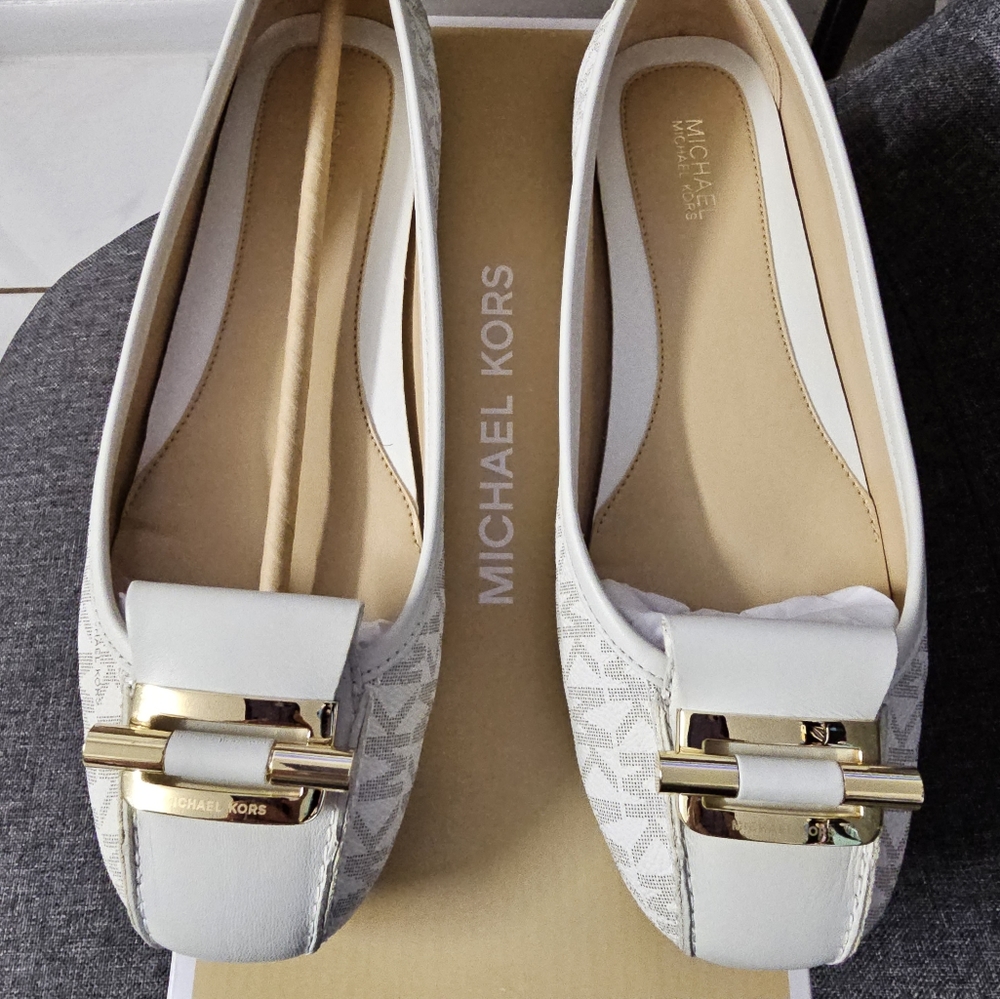Michael Kors flat shoes